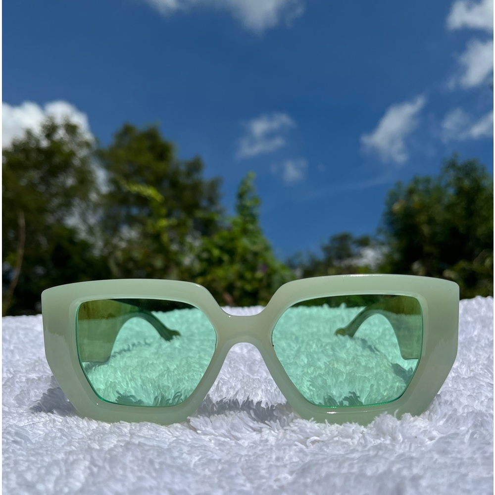Thick Frame Marble Pastel Green Trasparent Lens Sunglasses